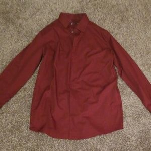 Dress shirt burgundy
